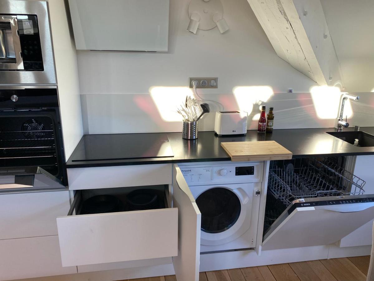 Demeure Saint Louis Historic Manor, City 700M, Parking,A C,Clim,Wifi, Heated Pool, City View 카르카손 외부 사진